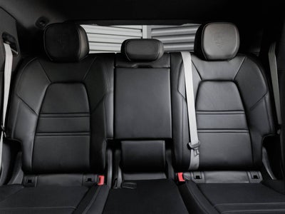 2023 Porsche Cayenne Cayenne Coupe Platinum Edition