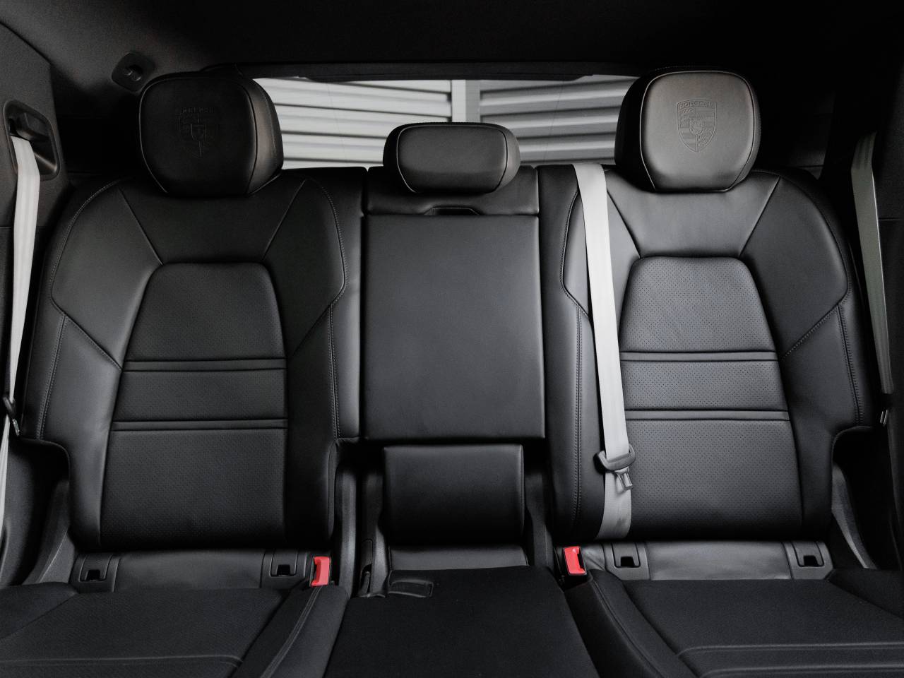 2023 Porsche Cayenne Cayenne Coupe Platinum Edition