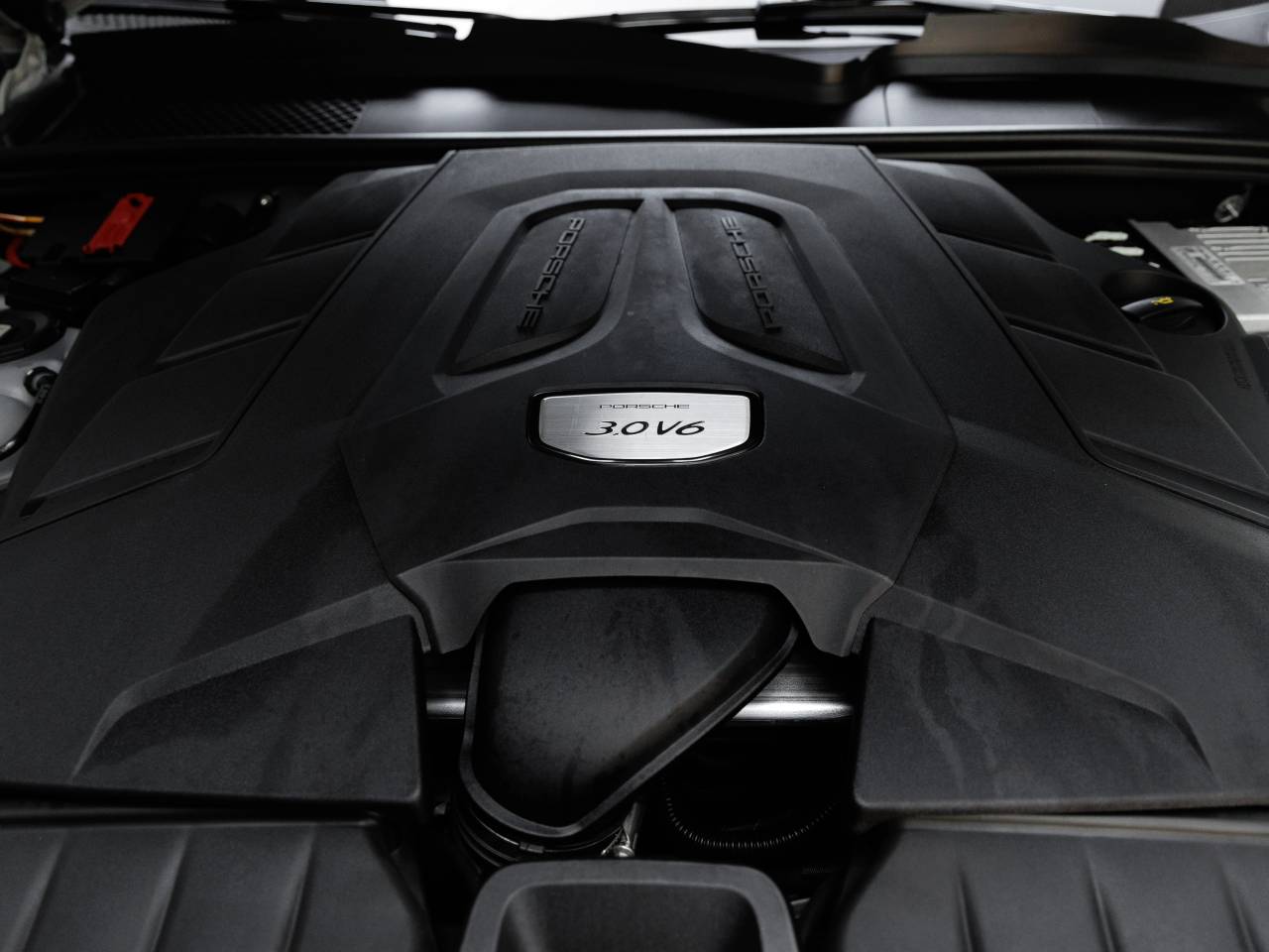 2023 Porsche Cayenne Cayenne Coupe Platinum Edition