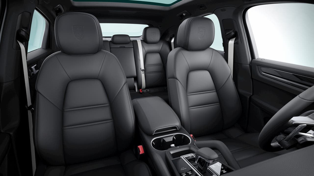 2023 Porsche Cayenne Cayenne Coupe Platinum Edition