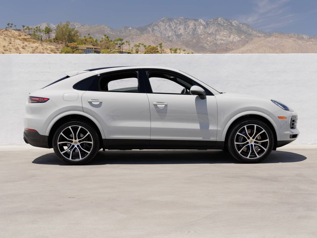 2023 Porsche Cayenne Cayenne Coupe Platinum Edition