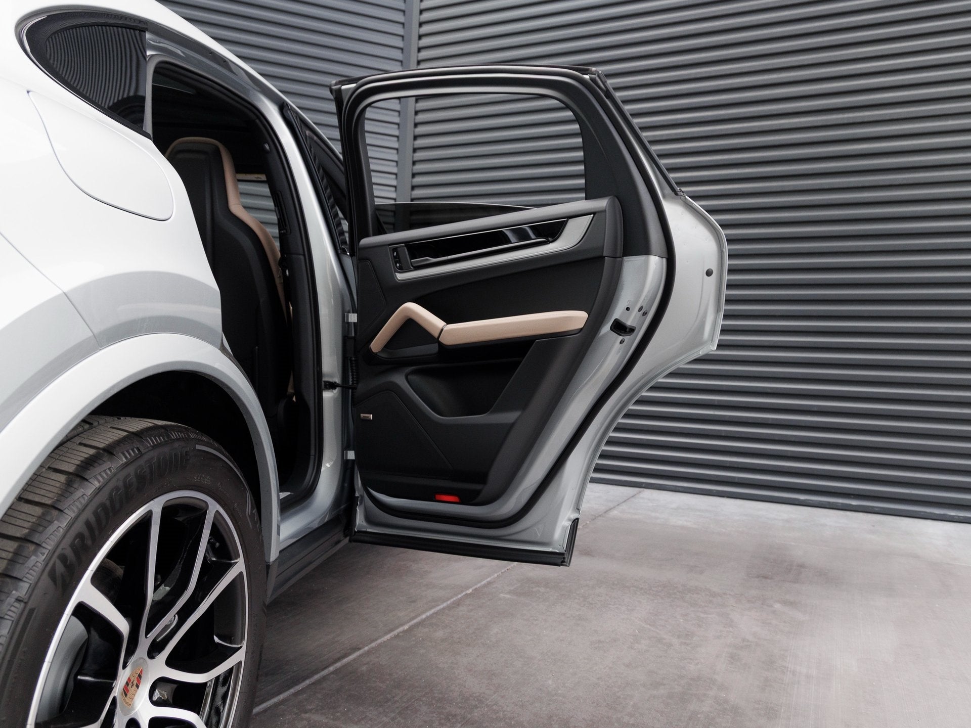 2025 Porsche Cayenne Cayenne Coupe