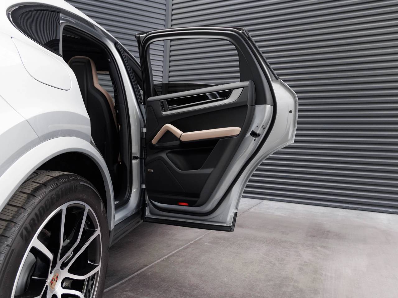 2025 Porsche Cayenne Cayenne Coupe