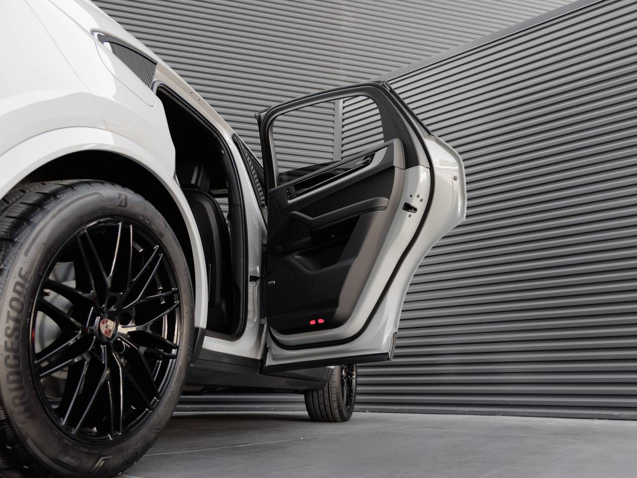 2026 Porsche Cayenne Cayenne Coupe