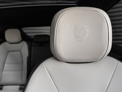 2026 Porsche Cayenne Coupe Base