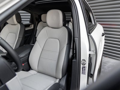 2026 Porsche Cayenne Coupe Base