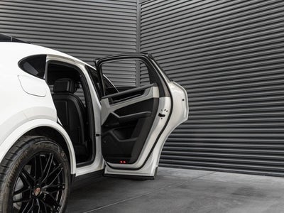 2026 Porsche Cayenne Coupe