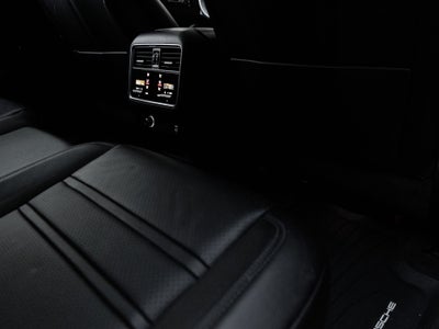 2023 Porsche Cayenne Cayenne Coupe
