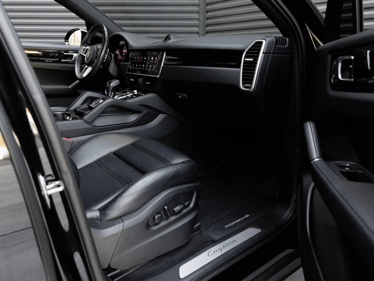 2023 Porsche Cayenne Cayenne Coupe