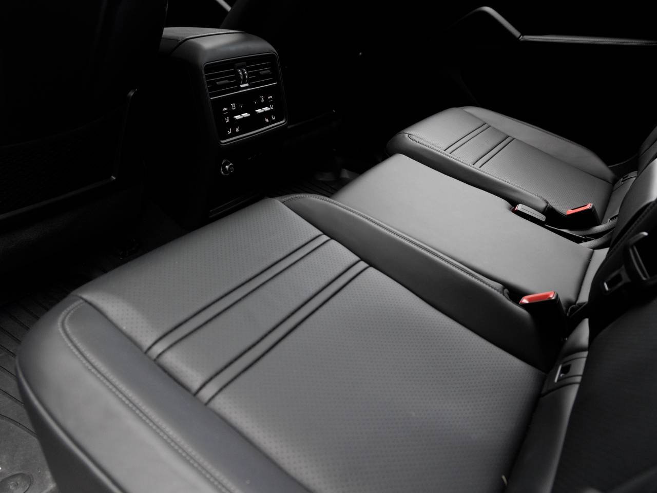 2025 Porsche Cayenne Cayenne Coupe