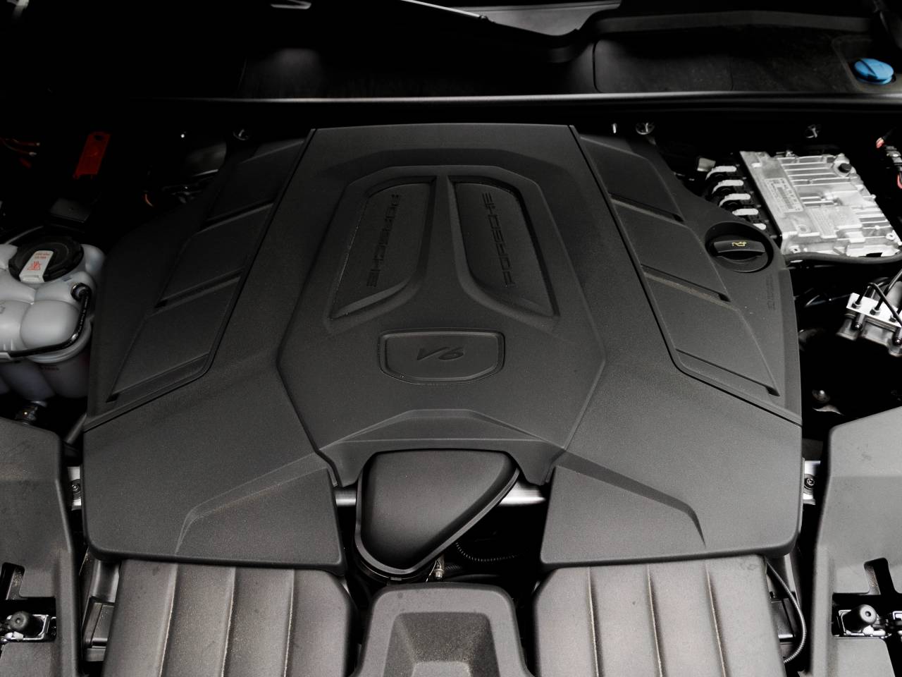 2025 Porsche Cayenne Cayenne Coupe