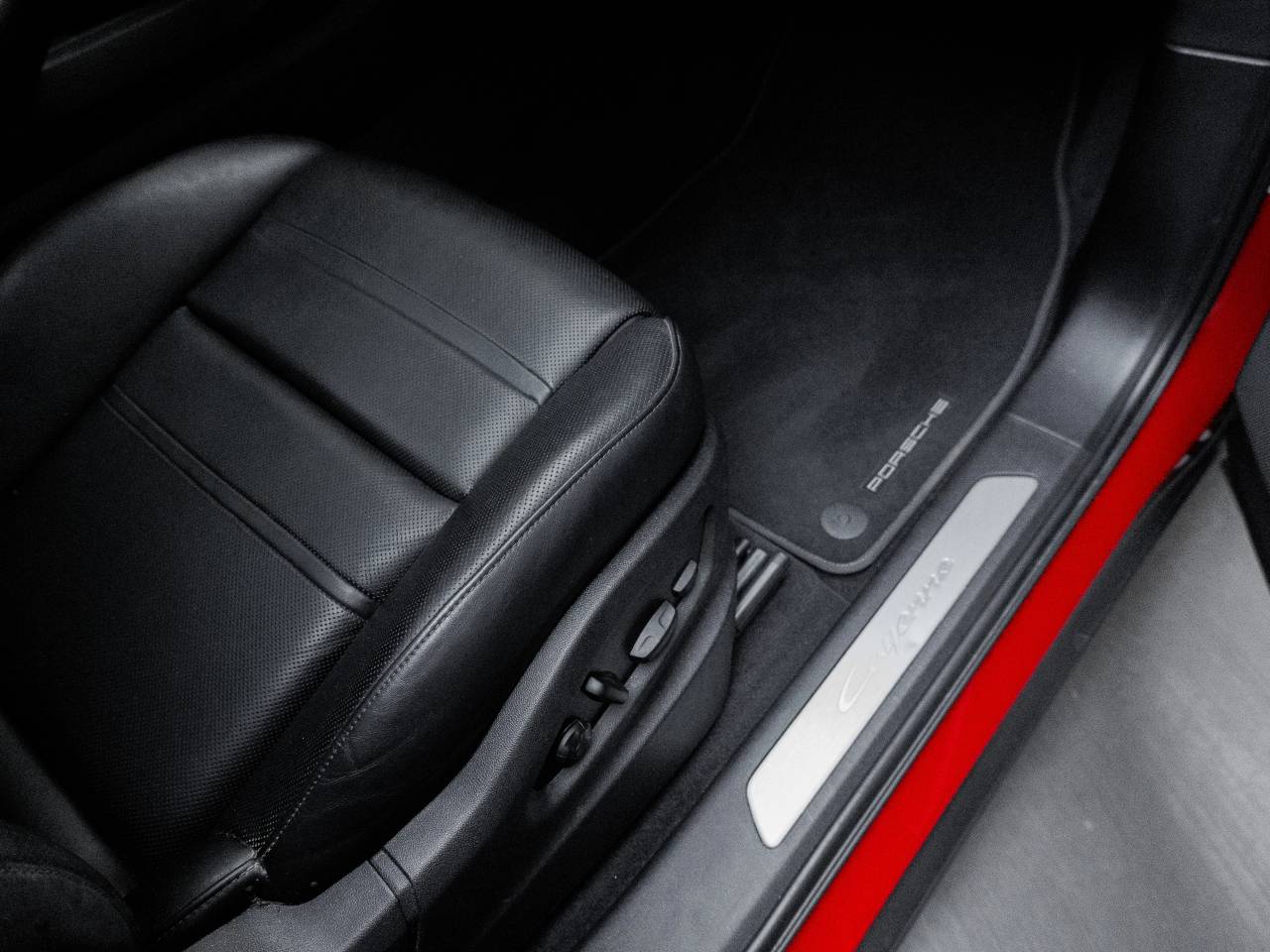 2024 Porsche Cayenne Cayenne Coupe