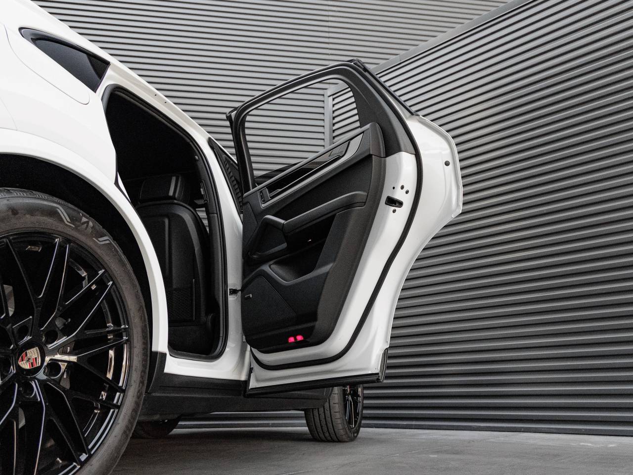 2025 Porsche Cayenne Cayenne Coupe