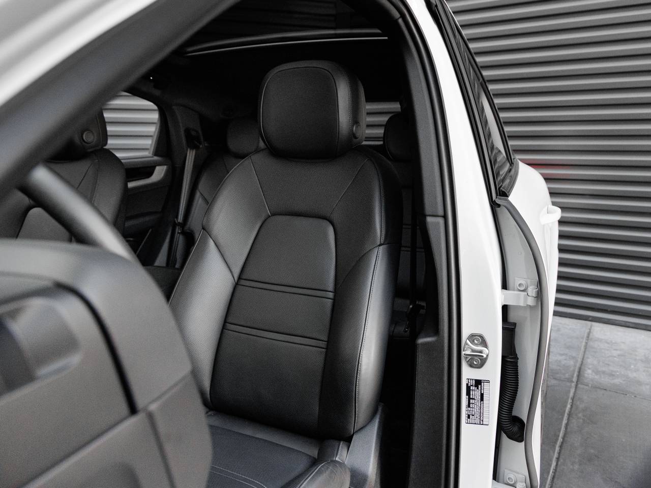 2025 Porsche Cayenne Cayenne Coupe