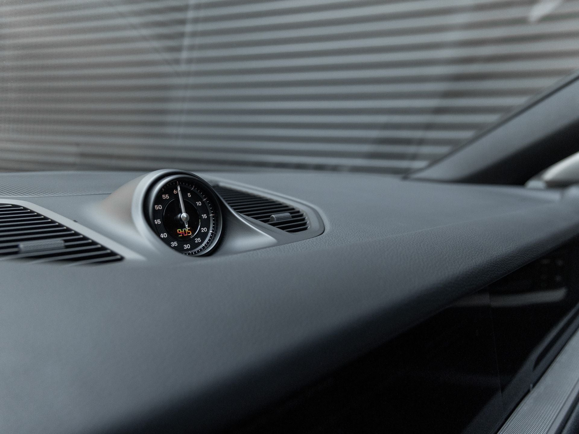 2025 Porsche Cayenne Coupe Base