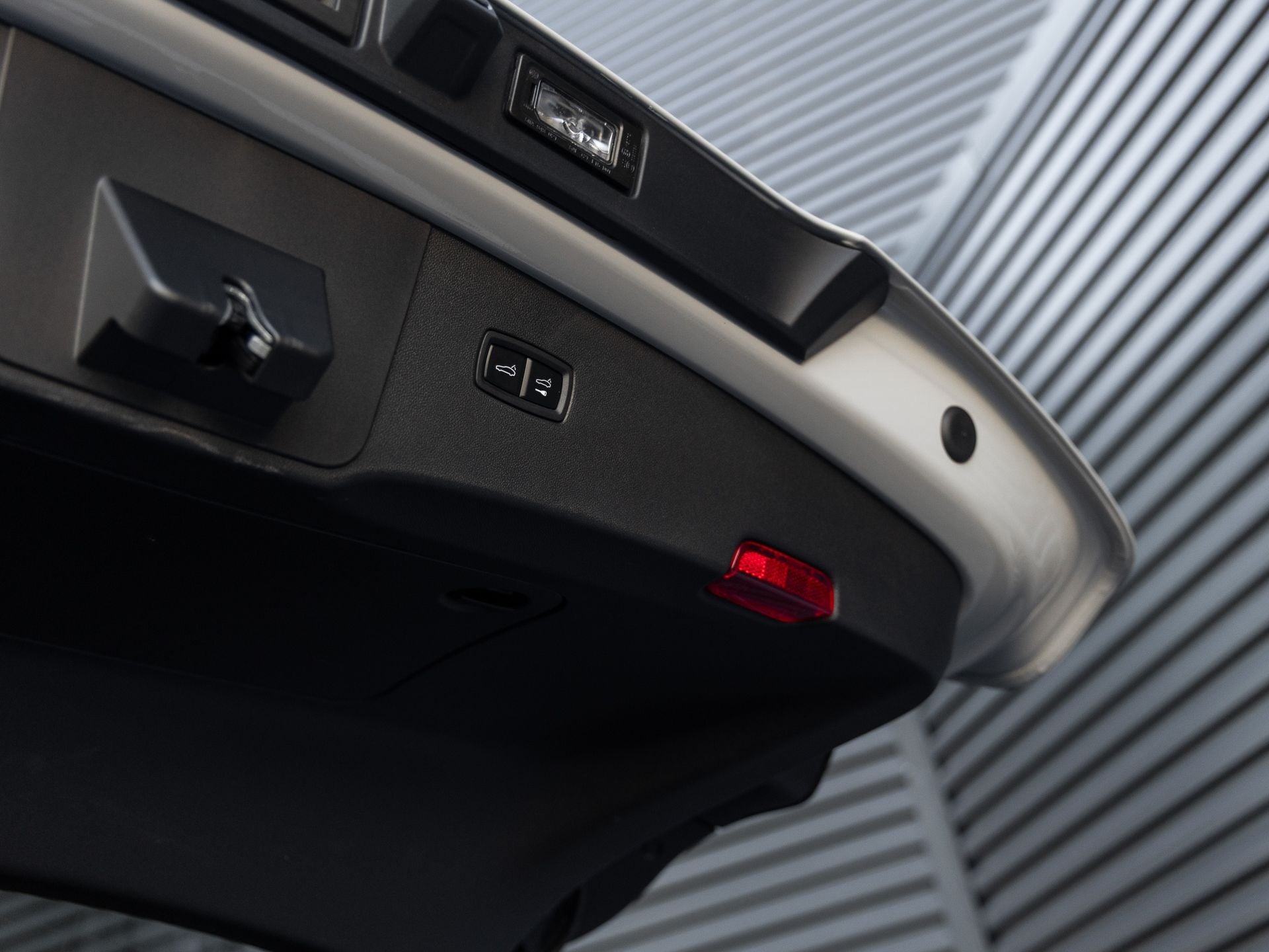 2025 Porsche Cayenne Coupe Base