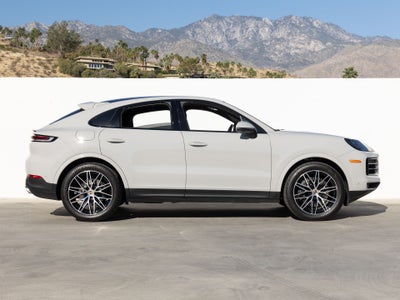 2025 Porsche Cayenne Coupe Base