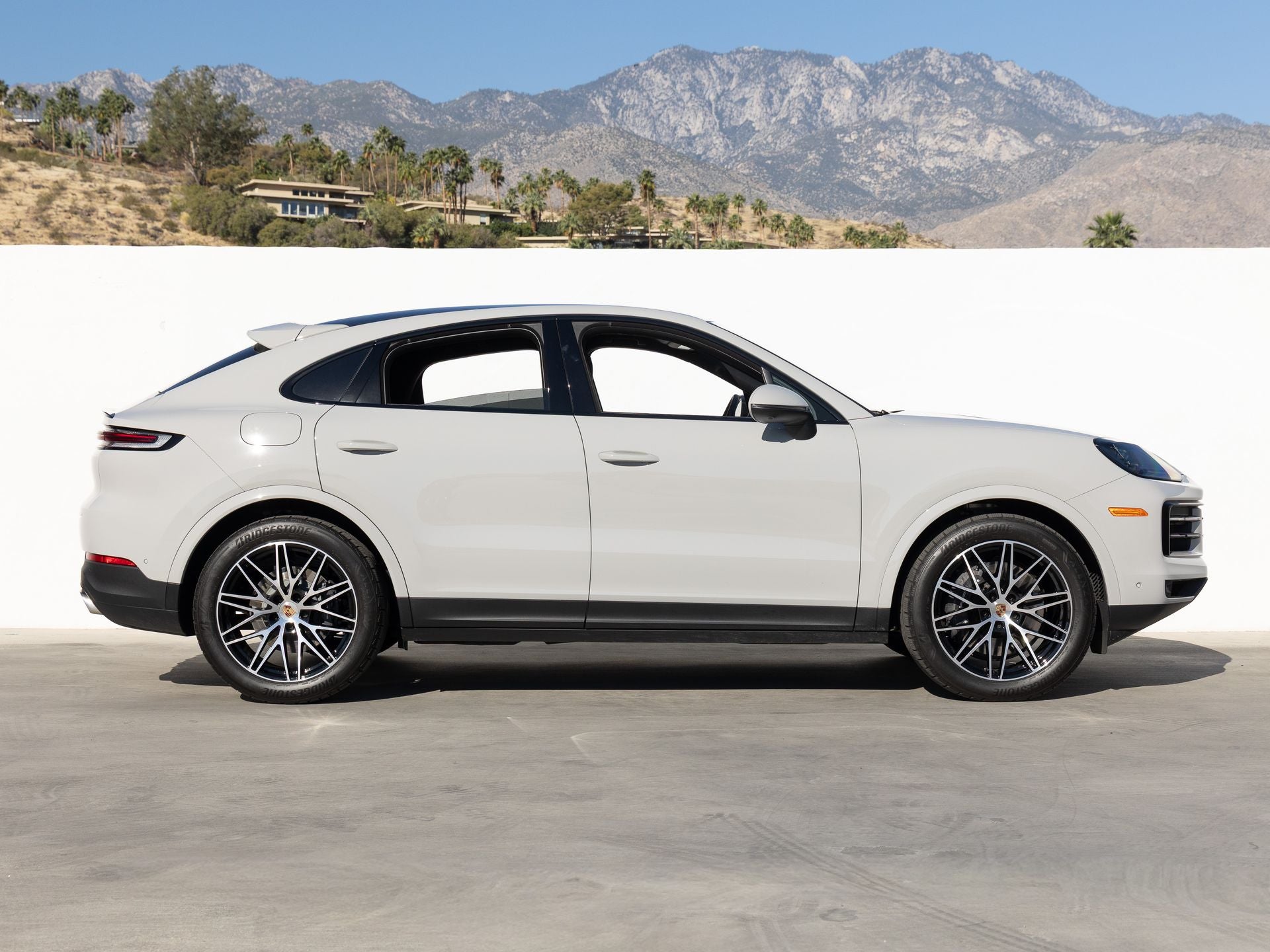 2025 Porsche Cayenne Coupe Base