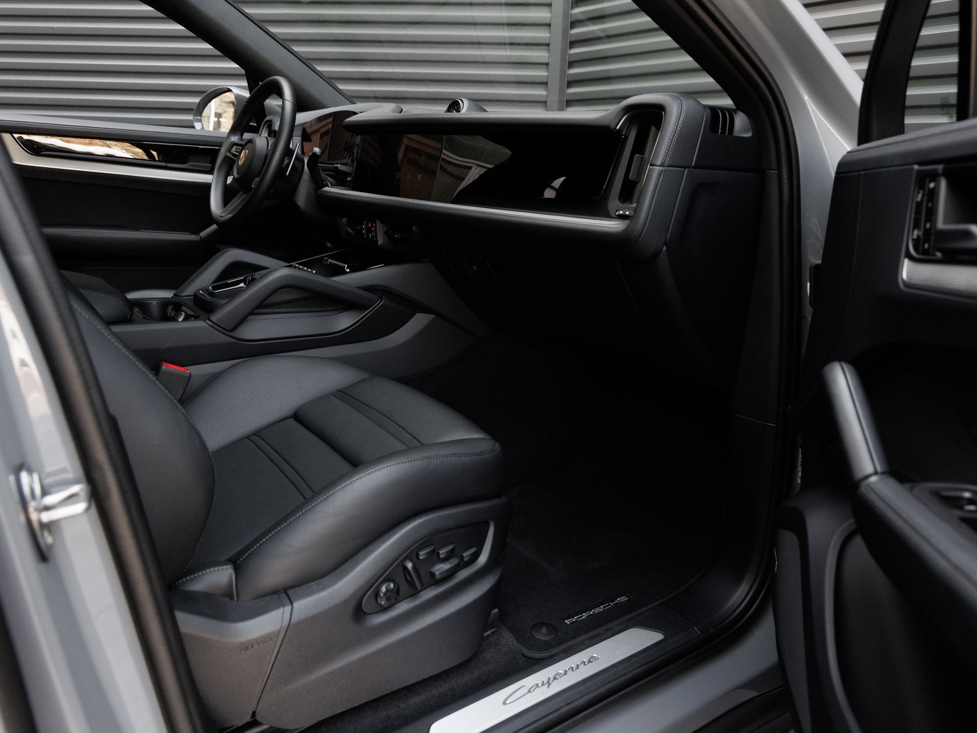 2026 Porsche Cayenne Cayenne Coupe
