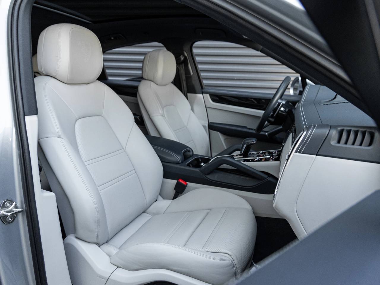 2022 Porsche Cayenne Cayenne Coupe