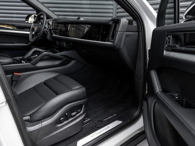 2025 Porsche Cayenne Cayenne Coupe