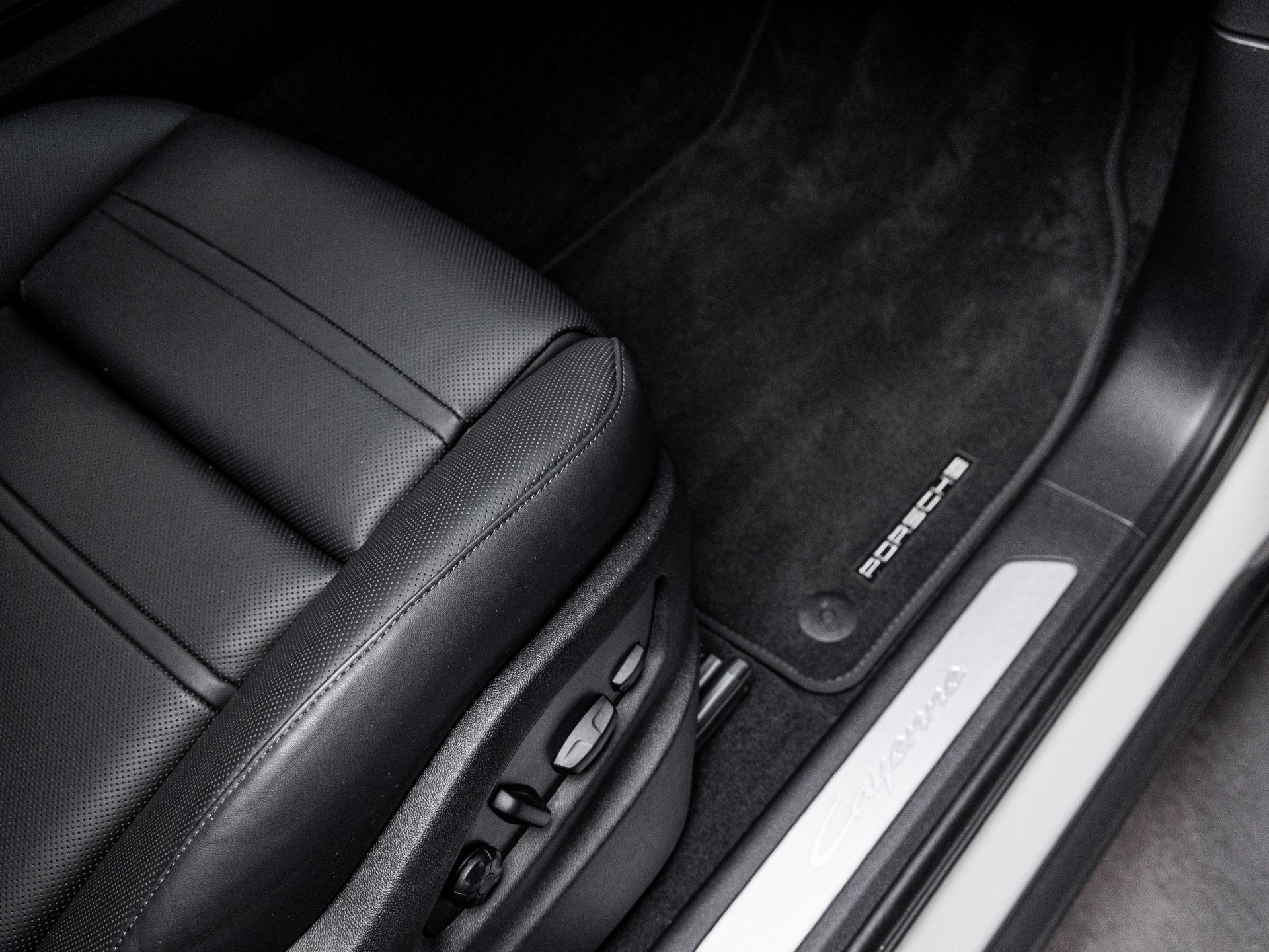 2025 Porsche Cayenne Cayenne Coupe