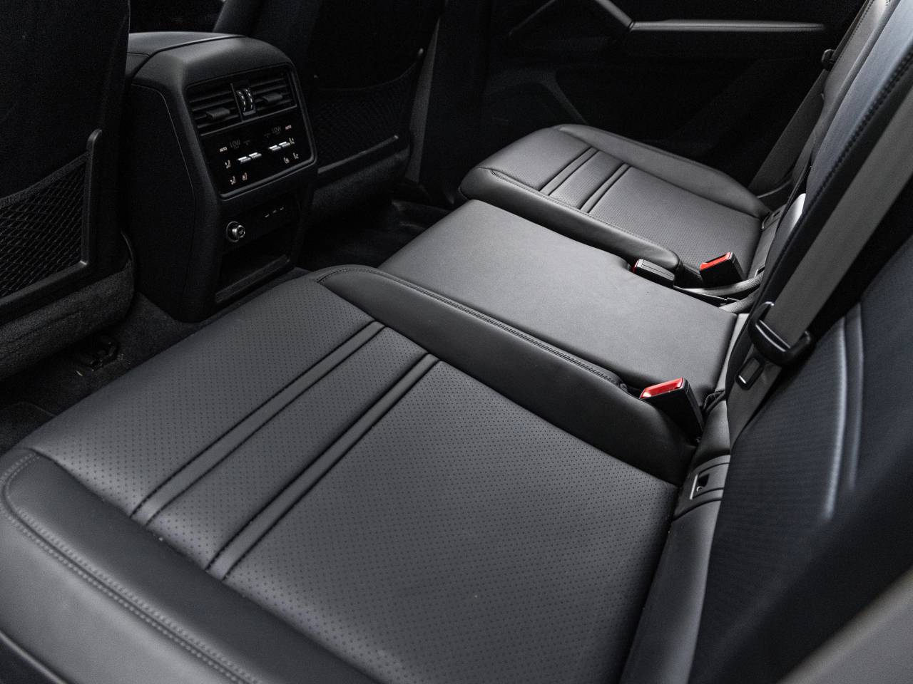 2025 Porsche Cayenne Cayenne Coupe