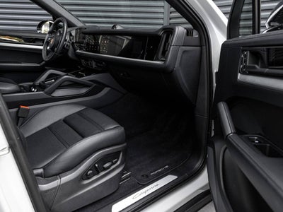 2025 Porsche Cayenne Cayenne Coupe