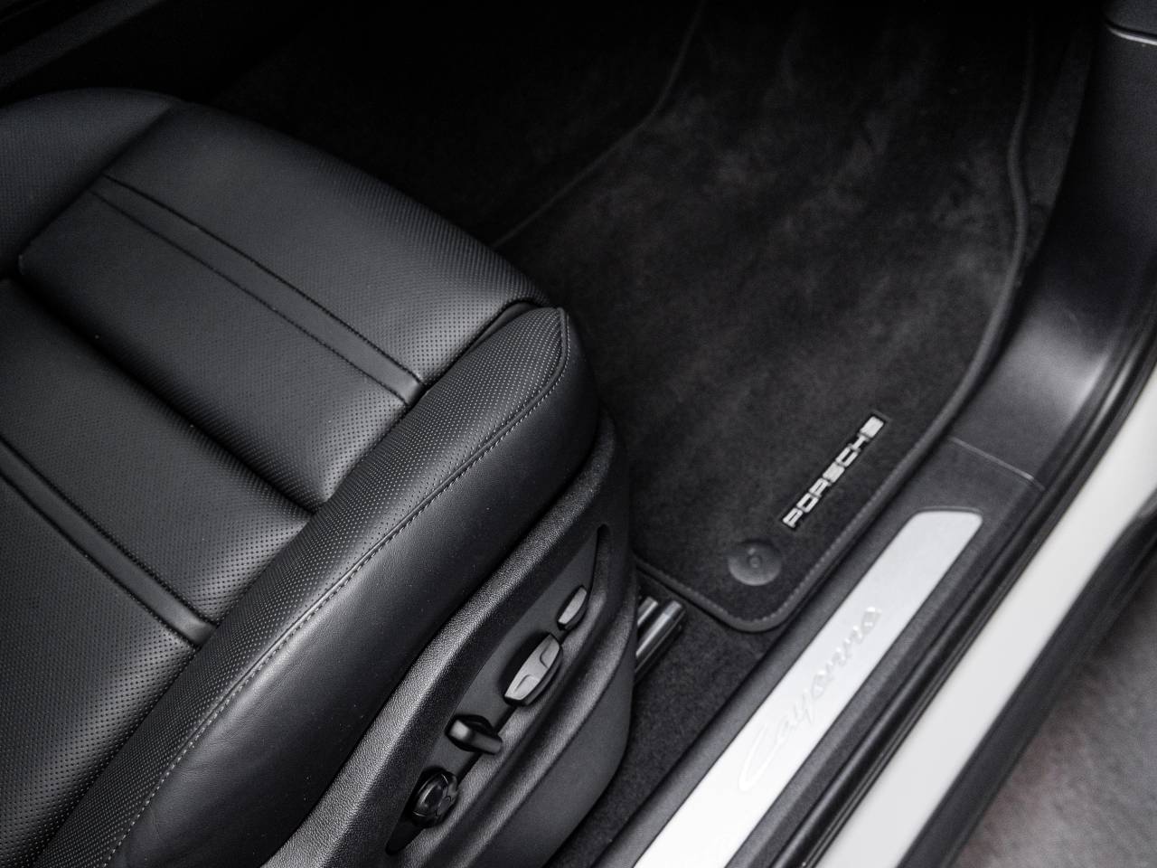 2025 Porsche Cayenne Cayenne Coupe