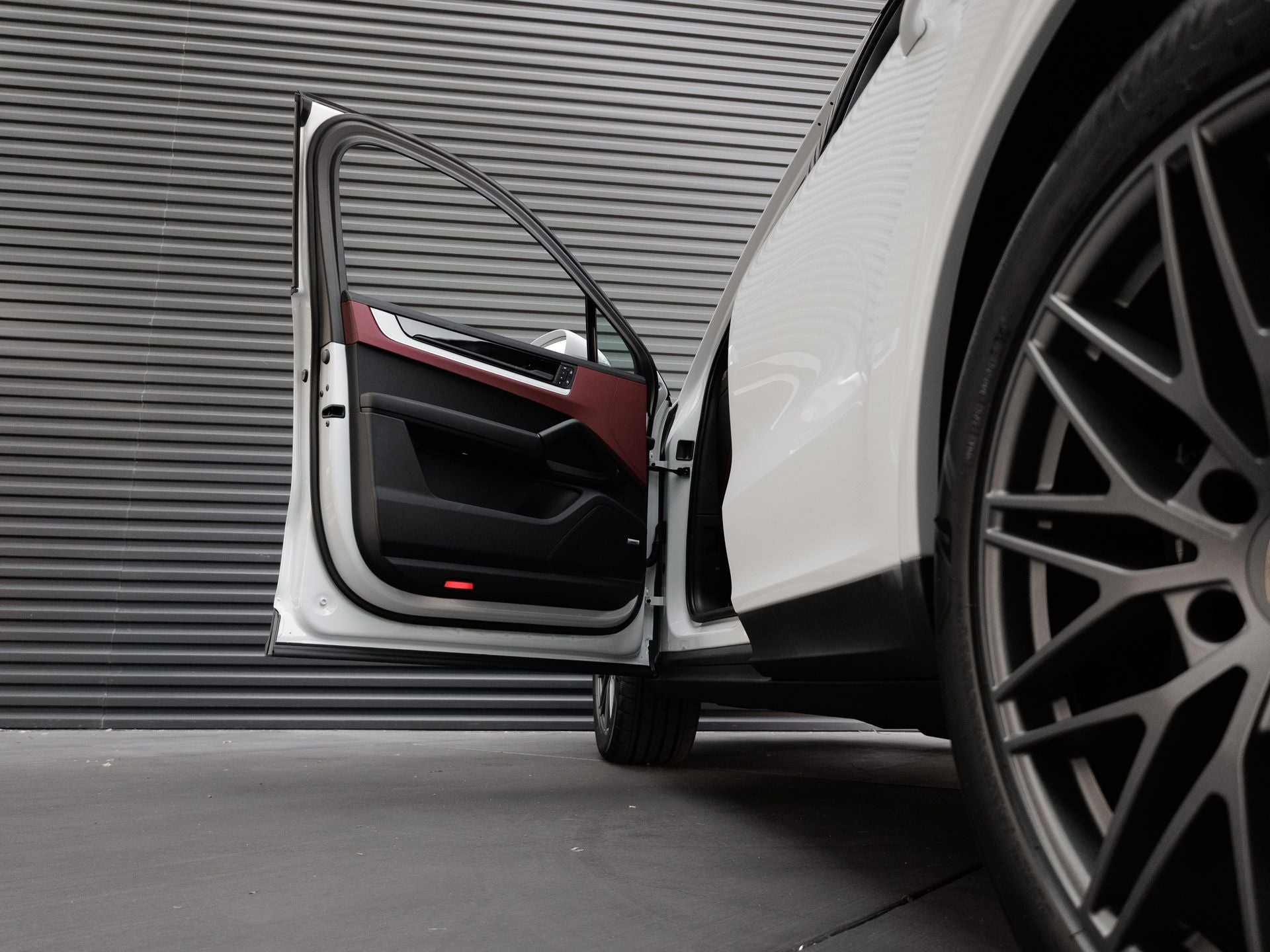 2025 Porsche Cayenne Coupe