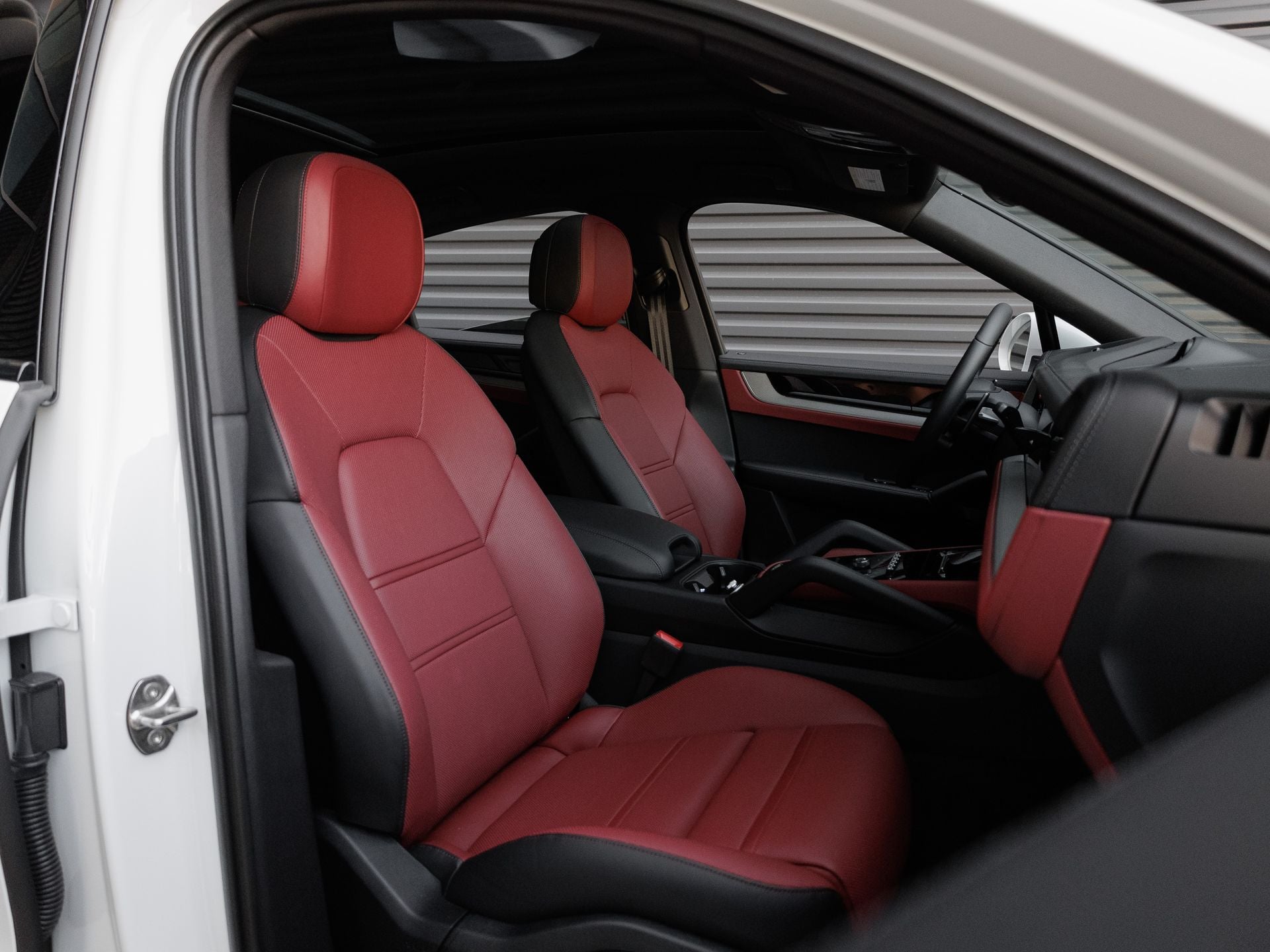 2025 Porsche Cayenne Coupe