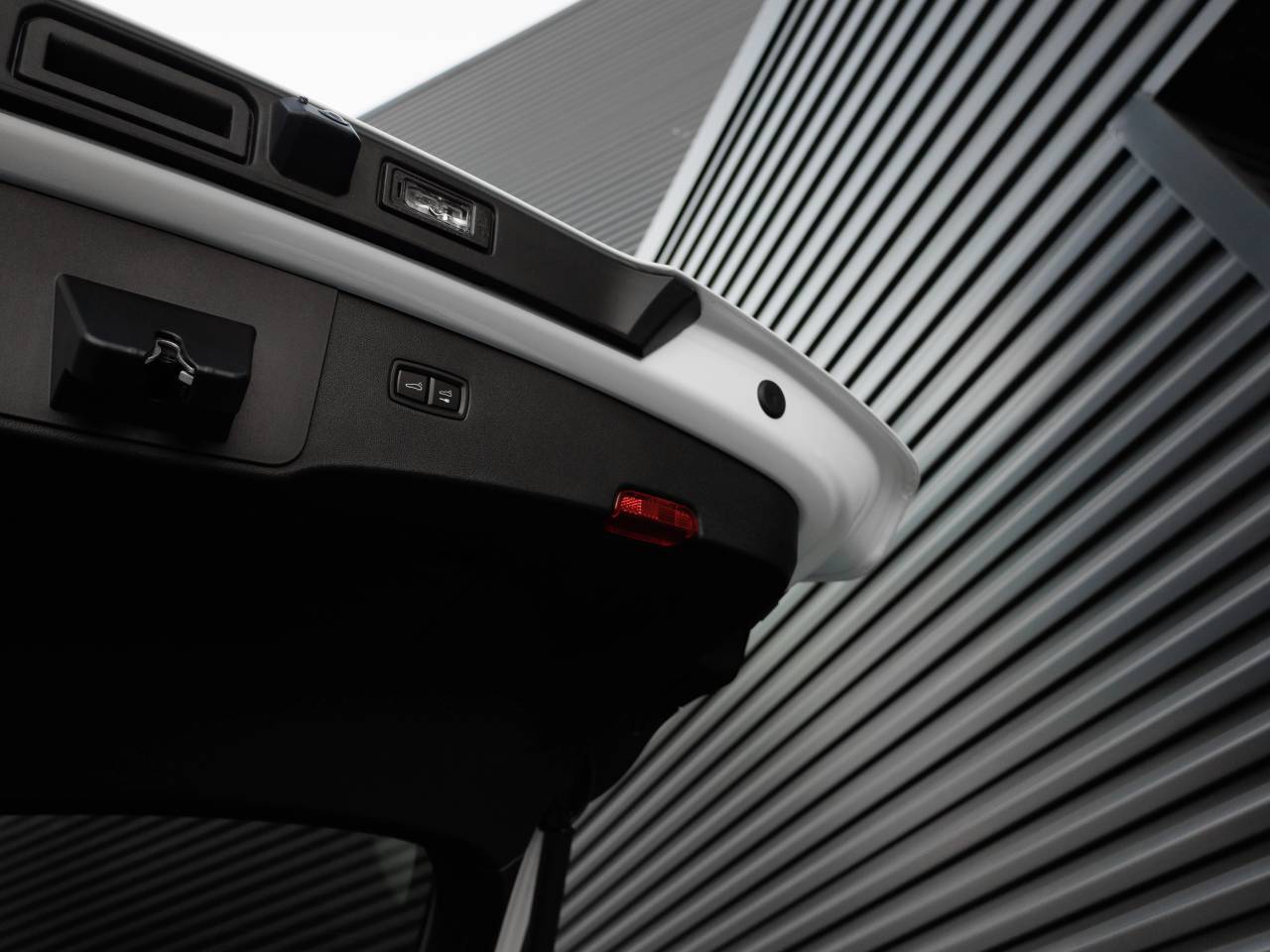 2025 Porsche Cayenne Coupe