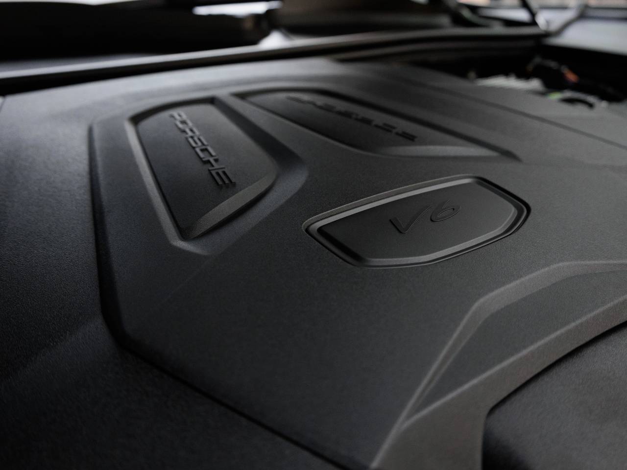 2025 Porsche Cayenne Coupe