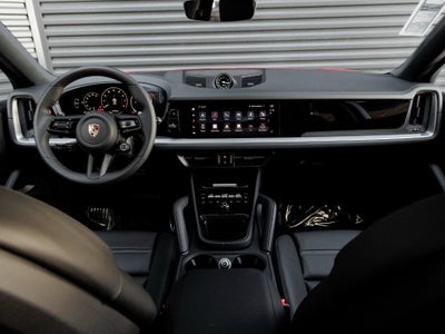 2026 Porsche Cayenne Coupe Base