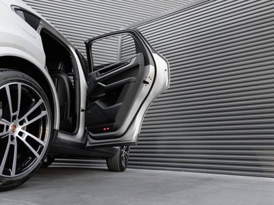 2026 Porsche Cayenne Cayenne Coupe