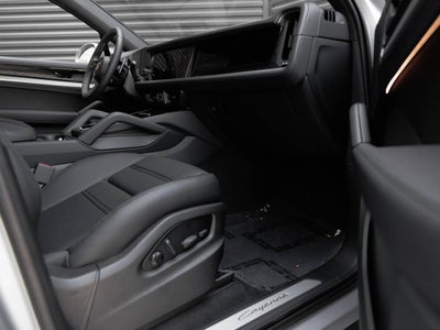 2026 Porsche Cayenne Cayenne Coupe