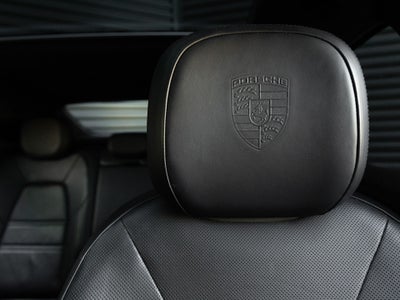 2022 Porsche Cayenne S Coupe Platinum Edition
