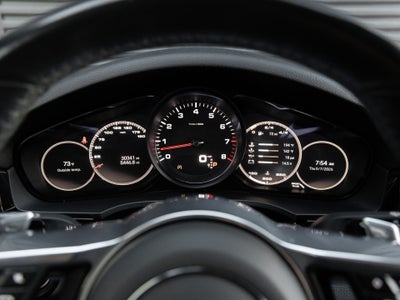 2022 Porsche Cayenne S Coupe Platinum Edition