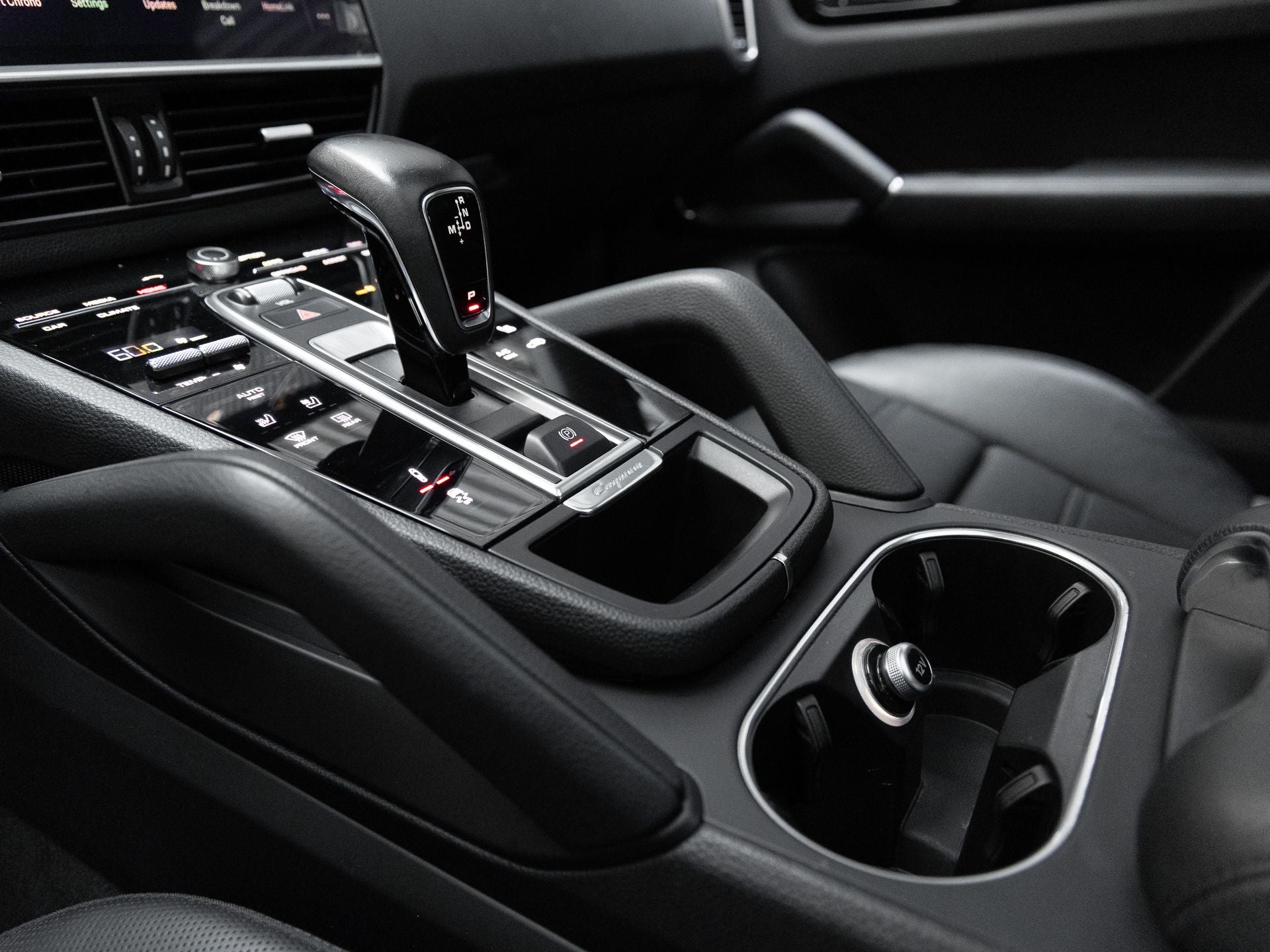 2022 Porsche Cayenne S Coupe Platinum Edition