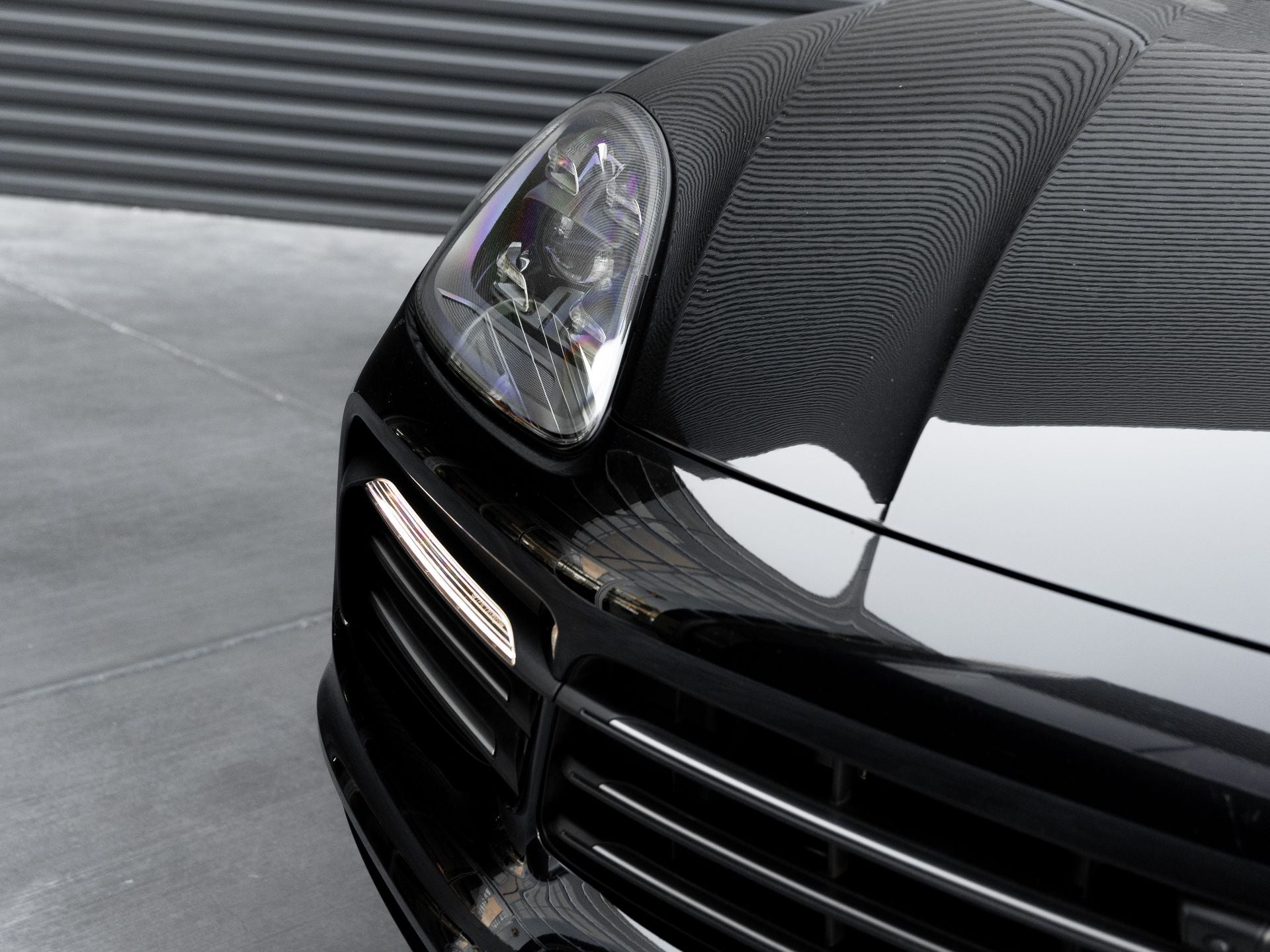 2022 Porsche Cayenne S Coupe Platinum Edition