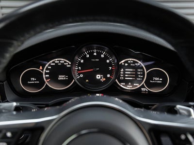 2022 Porsche Cayenne S Coupe Platinum Edition