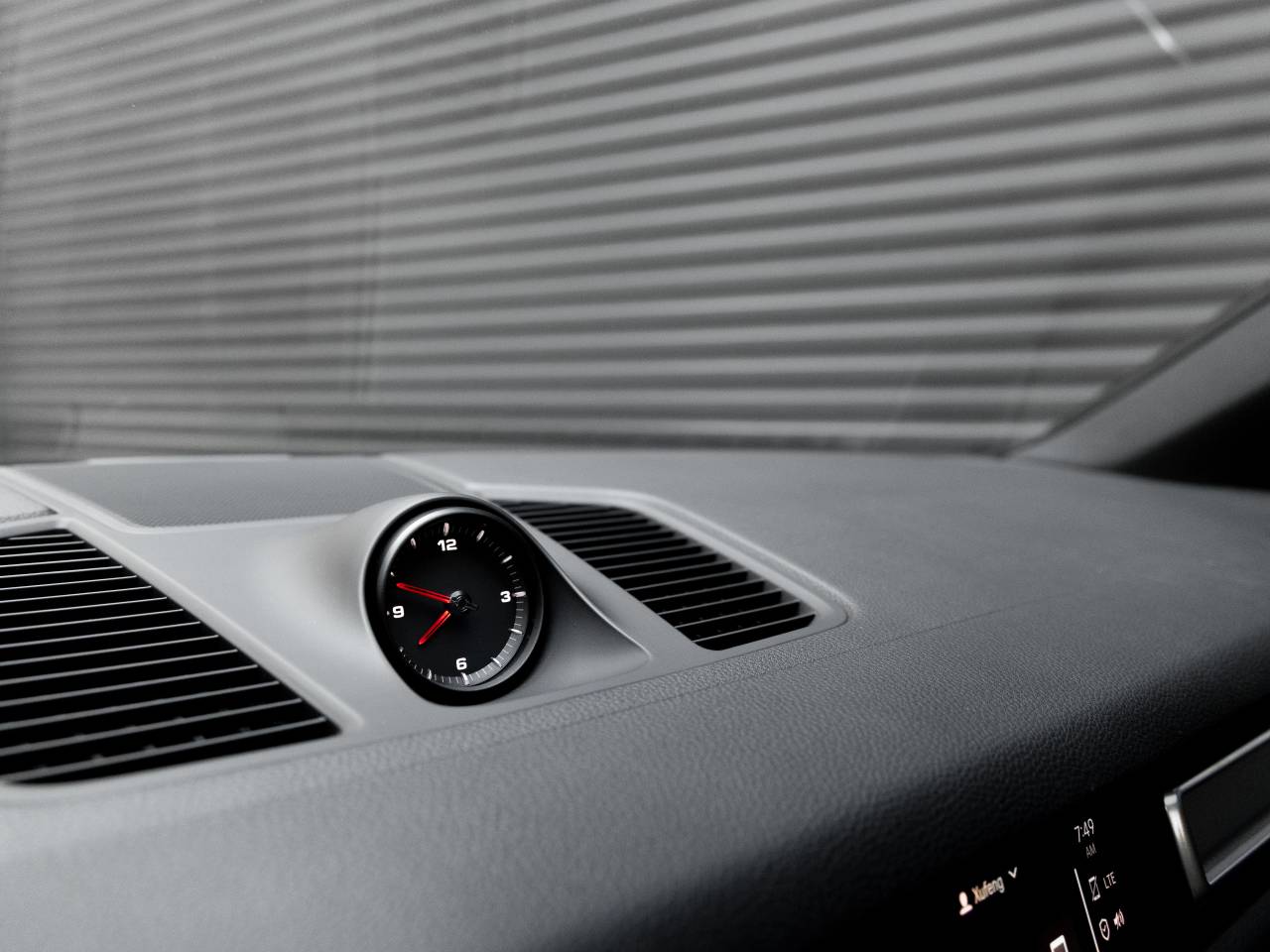 2022 Porsche Cayenne S Coupe Platinum Edition