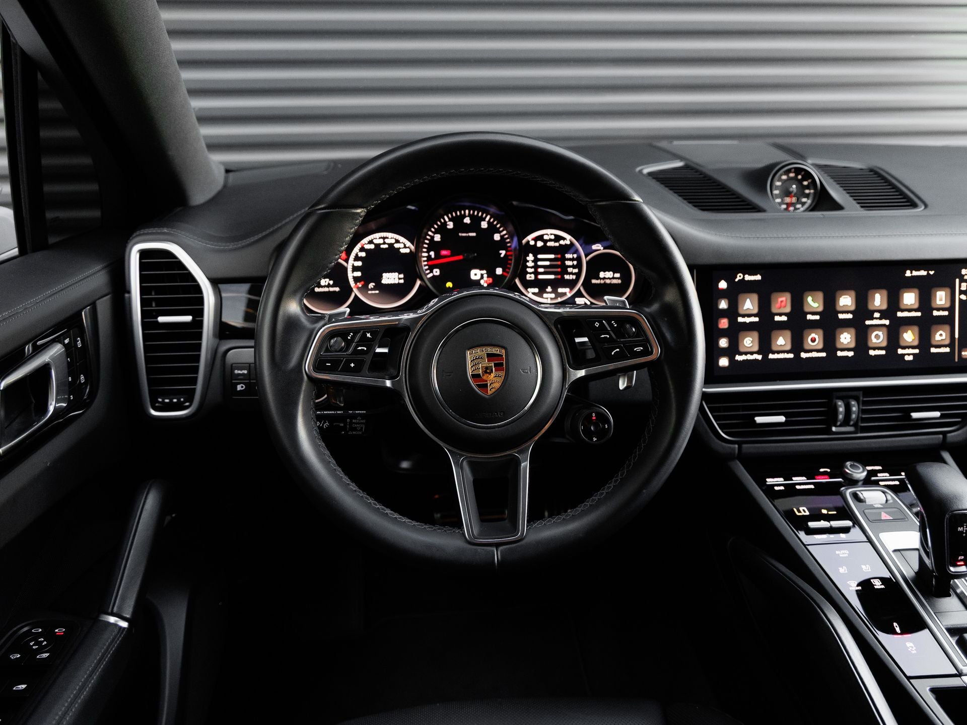 2023 Porsche Cayenne S Coupe