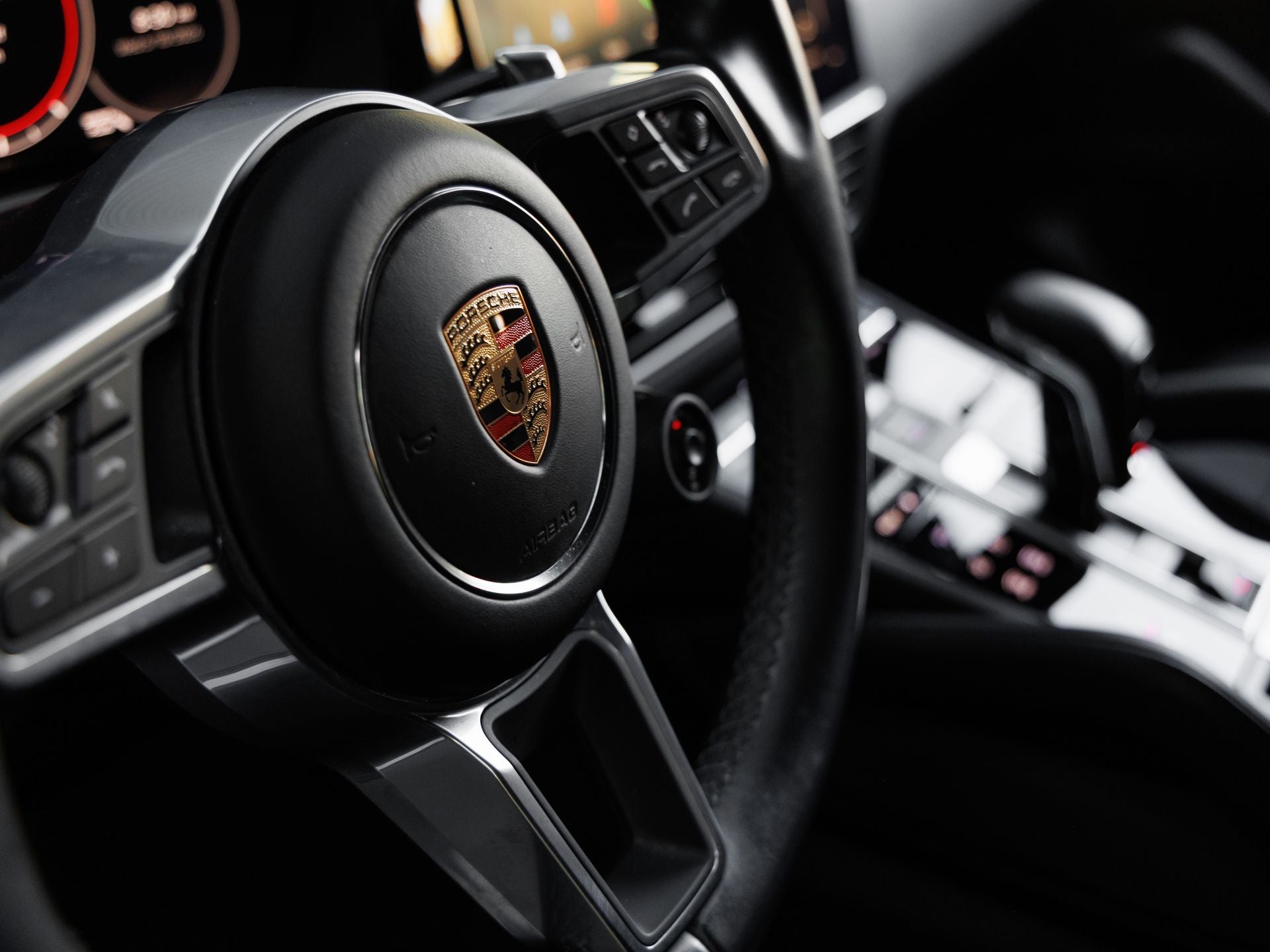2023 Porsche Cayenne S Coupe