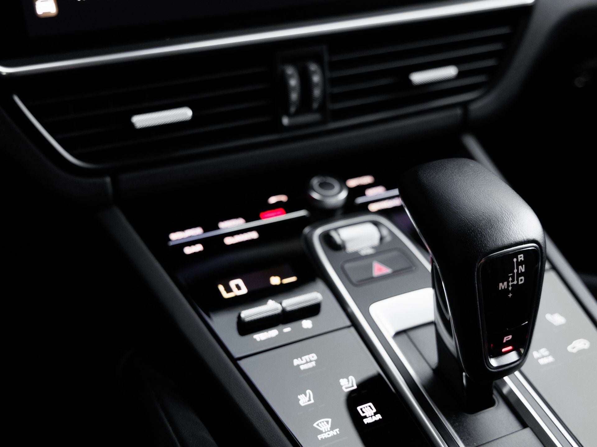 2023 Porsche Cayenne S Coupe