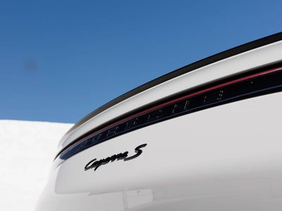 2023 Porsche Cayenne S Coupe