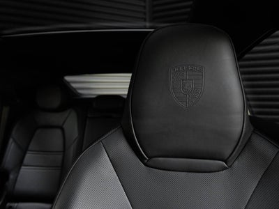 2023 Porsche Cayenne S Coupe