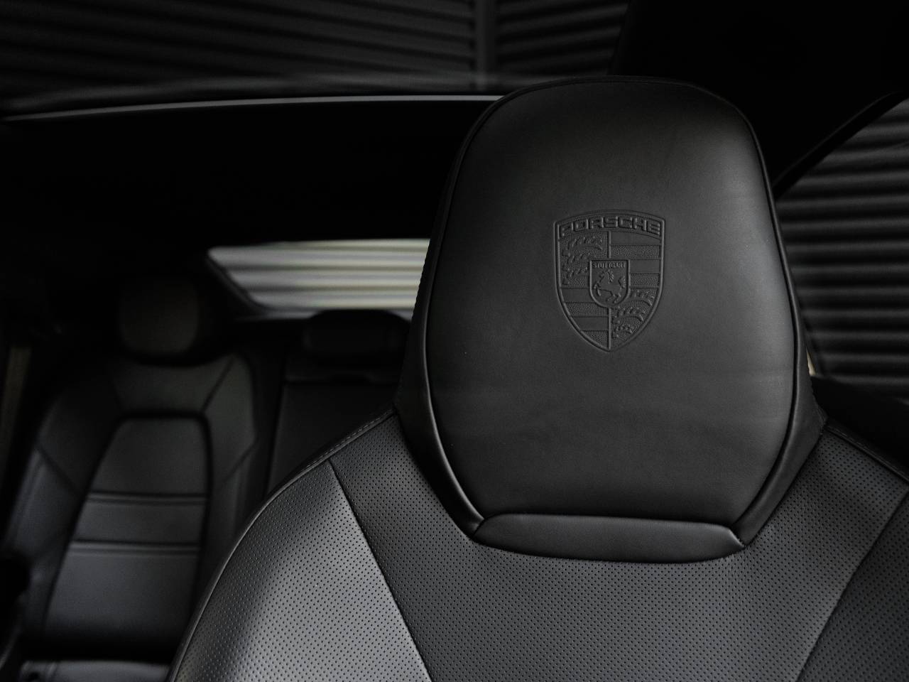 2023 Porsche Cayenne S Coupe
