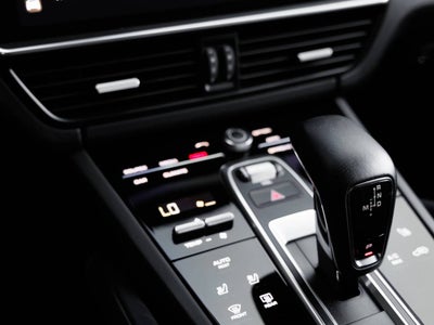 2023 Porsche Cayenne S Coupe