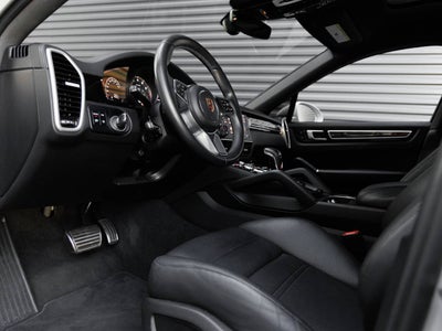 2023 Porsche Cayenne S Coupe